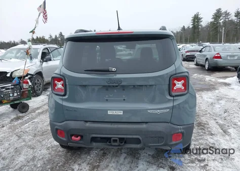 2017 Jeep Renegade Deserthawk 4X4 z USA, uszkodzony, nr VIN ZACCJBCB9HPF52718